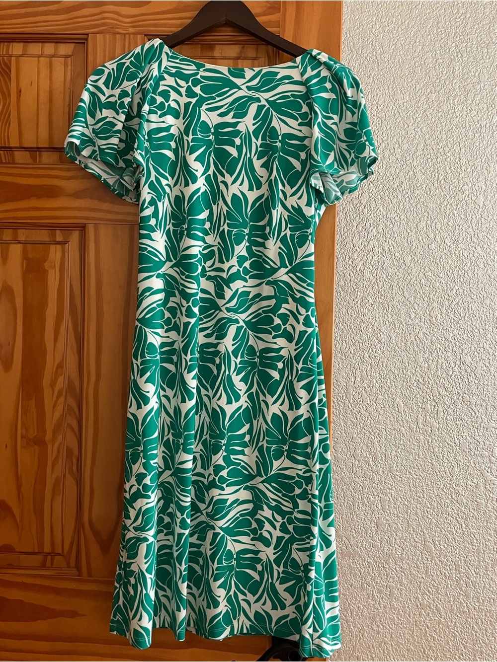 Tommy Hilfiger Green and White Leaf-Print Women’s Dress